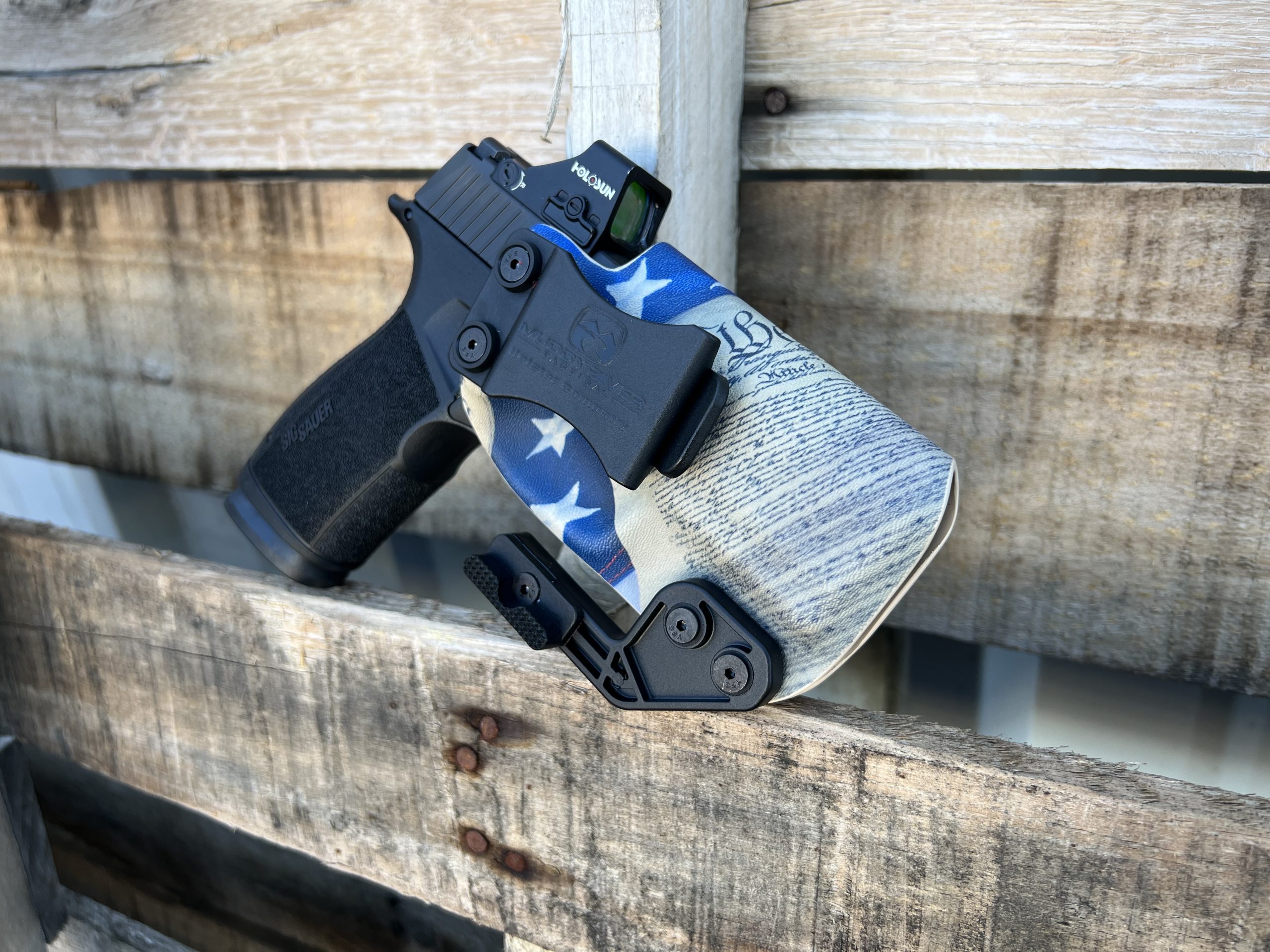 Sig Sauer P365 Quick Ship - Cloud Tuck Belt-Less 2.0 Holster in Sky Bl –  Ultimate Holsters