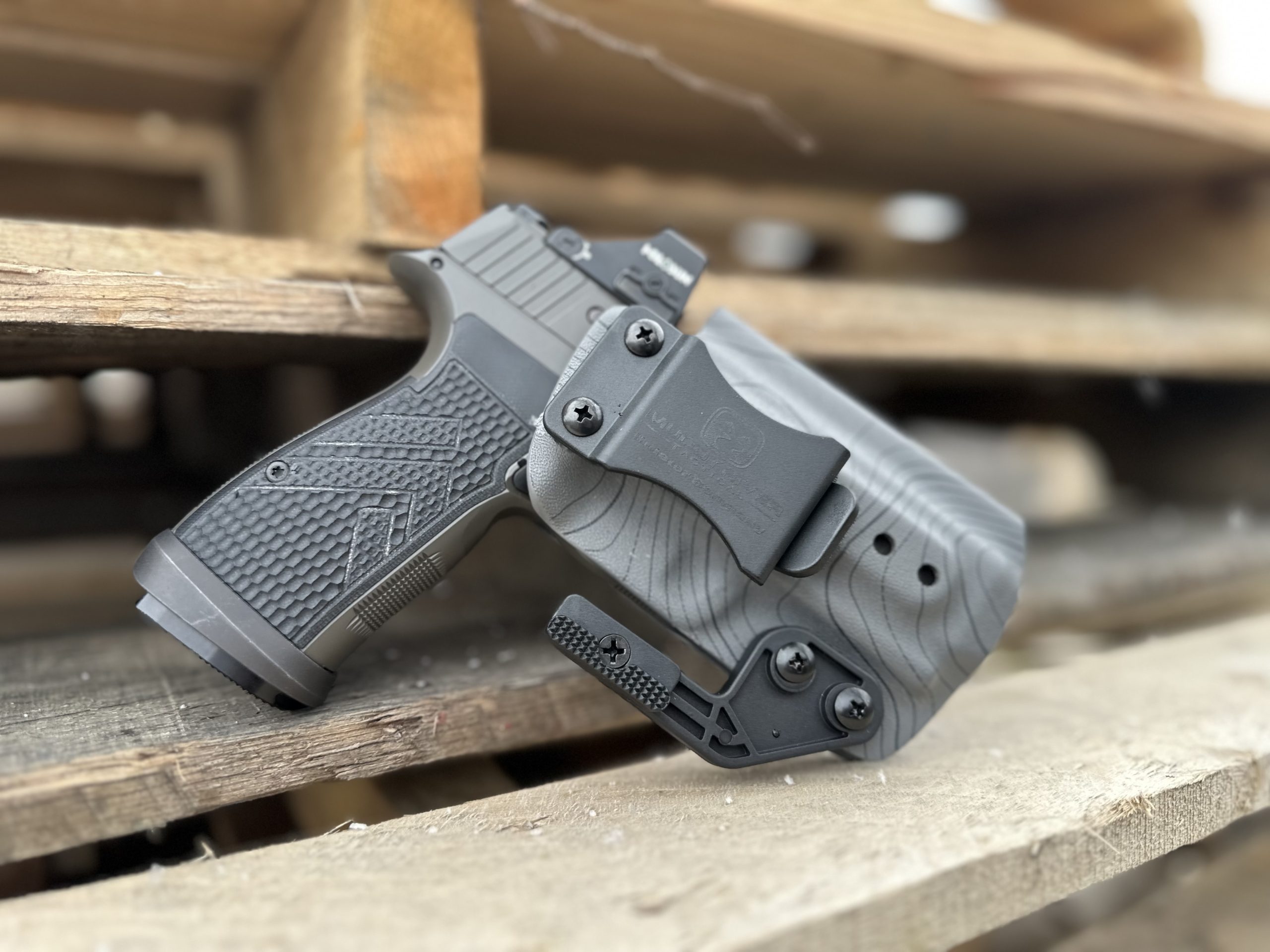 thumbnail image 2 of Gun&Flower OWB Holster For Sig Sauer P365/P365 SAS – Level 2 Retention, Index Finger Release, Right Hand, Black 2 of 6